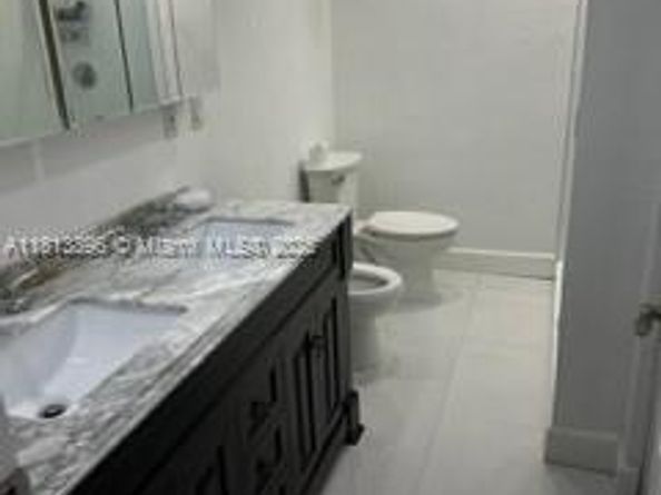 15410 SW 74th Cir Ct 1302, Miami FL 33193