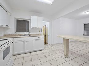 42 E 16th St, Hialeah FL 33010