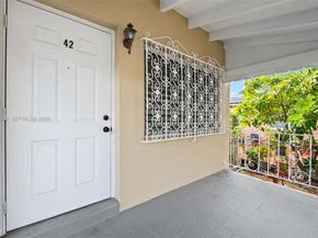 42 E 16th St, Hialeah FL 33010