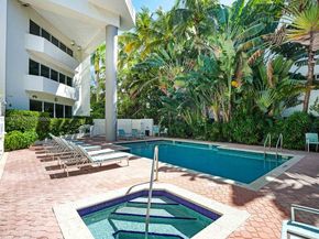 1621 Bay Rd PH1, Miami Beach FL 33139