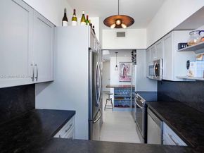 1621 Bay Rd PH1, Miami Beach FL 33139