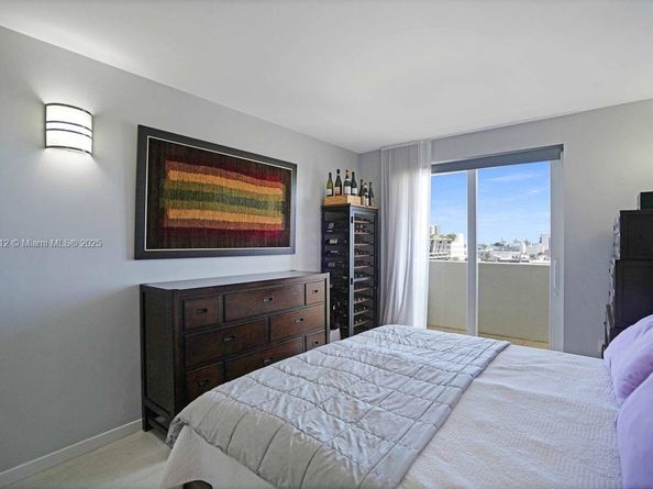 1621 Bay Rd PH1, Miami Beach FL 33139