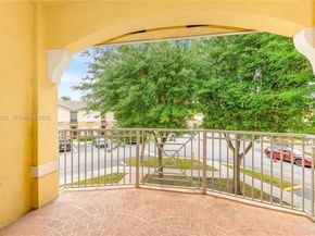 8964 W Flagler St 206, Miami FL 33174