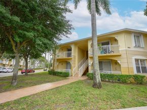 8964 W Flagler St 206, Miami FL 33174