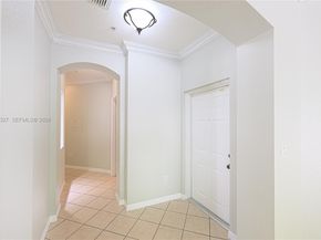 8964 W Flagler St 206, Miami FL 33174