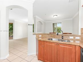 8964 W Flagler St 206, Miami FL 33174