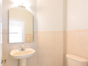 8964 W Flagler St 206, Miami FL 33174