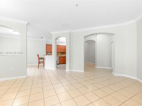 8964 W Flagler St 206, Miami FL 33174