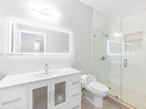 8964 W Flagler St 206, Miami FL 33174