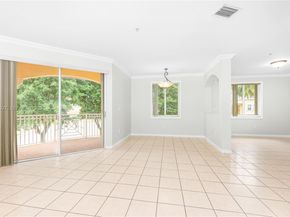 8964 W Flagler St 206, Miami FL 33174