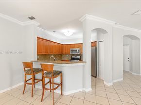 8964 W Flagler St 206, Miami FL 33174