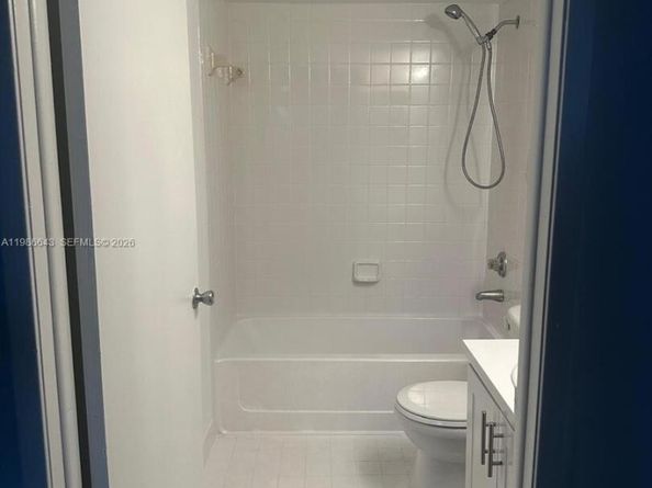9777 Nob Hill Ct 9777, Sunrise FL 33351