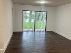 9777 Nob Hill Ct 9777, Sunrise FL 33351