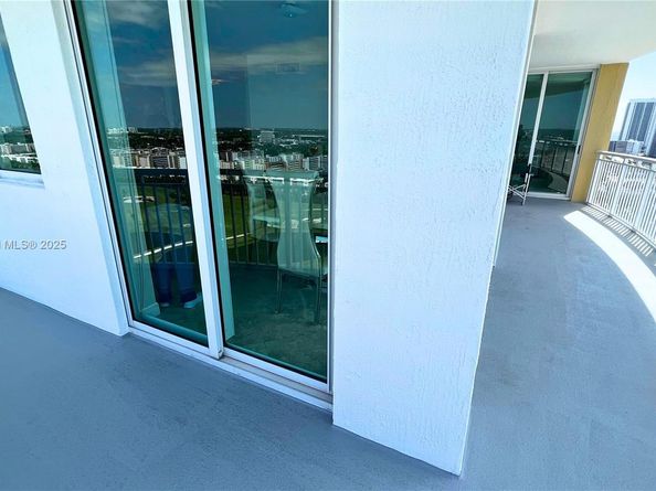 1745 E Hallandale Beach Blvd 2007W, Hallandale Beach FL 33009