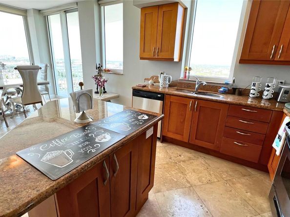 1745 E Hallandale Beach Blvd 2007W, Hallandale Beach FL 33009