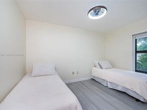 10340 NW 5th Ter 126, Miami FL 33172