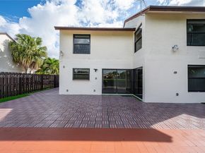 10340 NW 5th Ter 126, Miami FL 33172