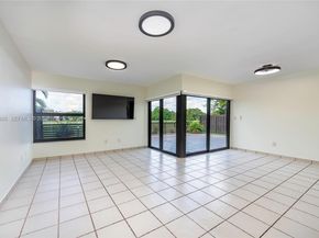 10340 NW 5th Ter 126, Miami FL 33172