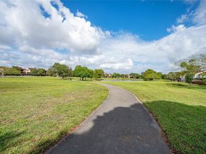 10340 NW 5th Ter 126, Miami FL 33172