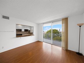 137 Golden Isles Dr 508, Hallandale Beach FL 33009