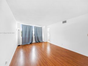 137 Golden Isles Dr 508, Hallandale Beach FL 33009