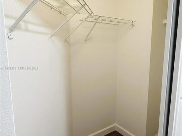 11378 NW 72nd Ter, Doral FL 33178