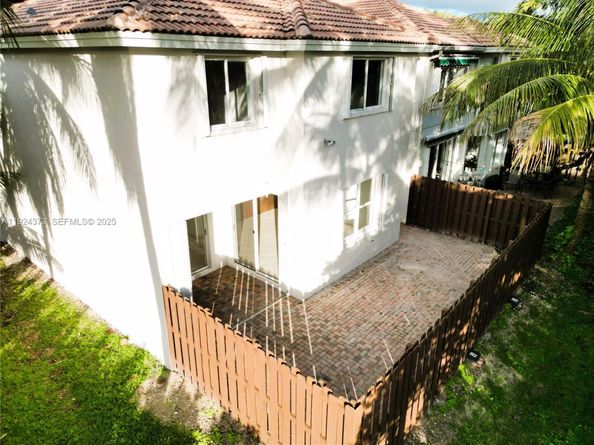 11378 NW 72nd Ter, Doral FL 33178