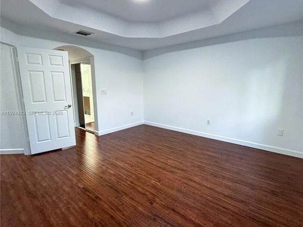 11378 NW 72nd Ter, Doral FL 33178