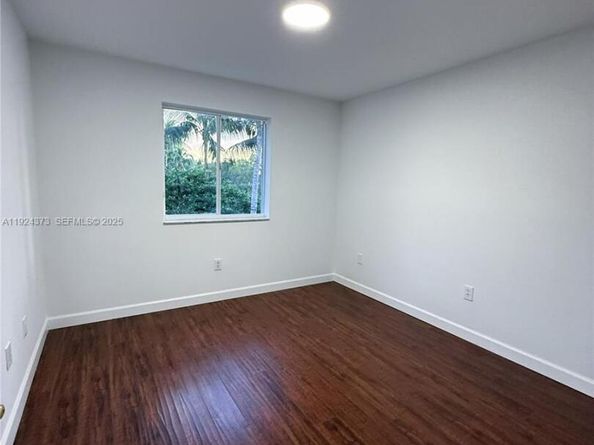 11378 NW 72nd Ter, Doral FL 33178