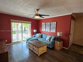 5242 NE 6th Ave, Building D 27 D 27, Oakland Park FL 33334