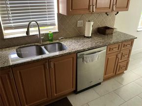 651 SW 176 Ave, Pembroke Pines FL 33029