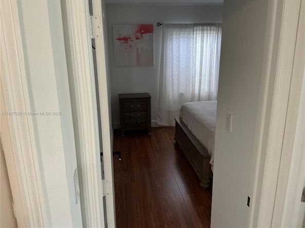 651 SW 176 Ave, Pembroke Pines FL 33029