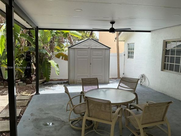 651 SW 176 Ave, Pembroke Pines FL 33029