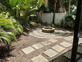 651 SW 176 Ave, Pembroke Pines FL 33029