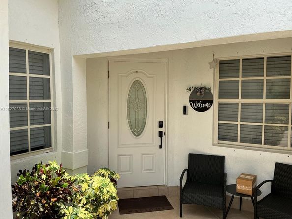 651 SW 176 Ave, Pembroke Pines FL 33029