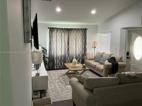 651 SW 176 Ave, Pembroke Pines FL 33029