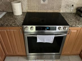651 SW 176 Ave, Pembroke Pines FL 33029