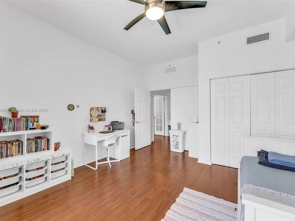 3001 NE 185th St 610, Aventura FL 33180