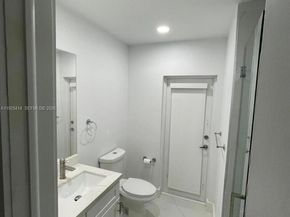 7571 Juniper St, Miramar FL 33023