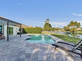 3071 Perriwinkle Cir, Davie FL 33328