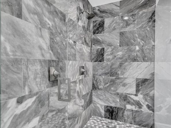 3071 Perriwinkle Cir, Davie FL 33328