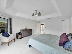 3071 Perriwinkle Cir, Davie FL 33328