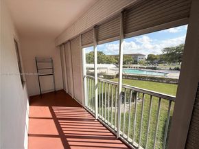 151 SW 135th Ter 212T, Pembroke Pines FL 33027