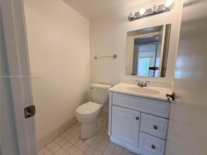 151 SW 135th Ter 212T, Pembroke Pines FL 33027