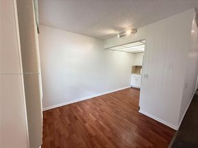 151 SW 135th Ter 212T, Pembroke Pines FL 33027