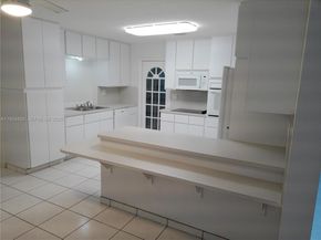 10812 SW 33rd St, Miami FL 33165