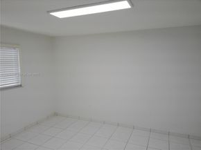 10812 SW 33rd St, Miami FL 33165