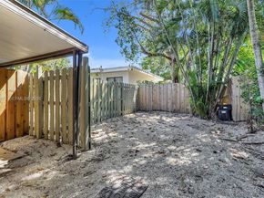 2470-2472 NE 182nd Ter, North Miami Beach FL 33160