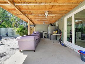 2470-2472 NE 182nd Ter, North Miami Beach FL 33160