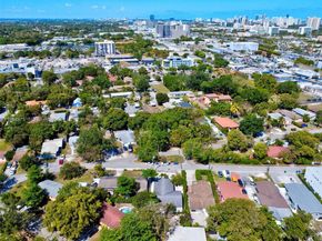 2470-2472 NE 182nd Ter, North Miami Beach FL 33160
